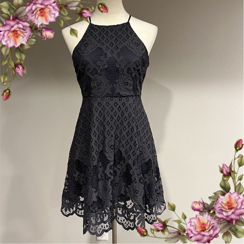 Lulus Charlotte Charcoal‎ Grey Lace Skater Dress